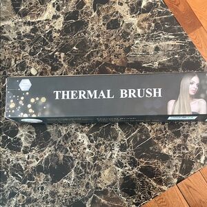 Thermal Brush Hair Styler in Black and Gold - Unbranded